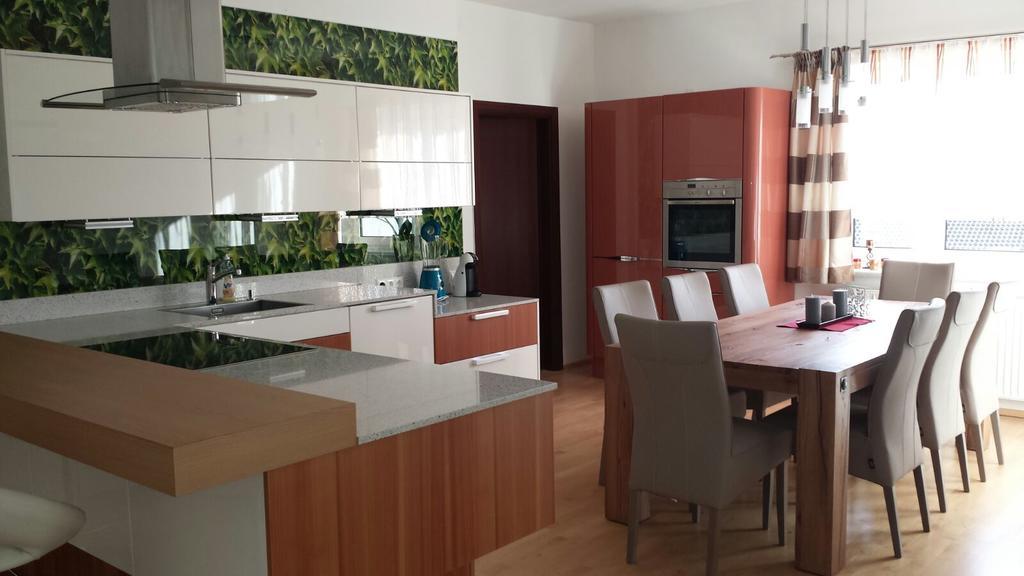 Modernes 3-Zimmer-Apartment Nahe Graz グラートコルン エクステリア 写真